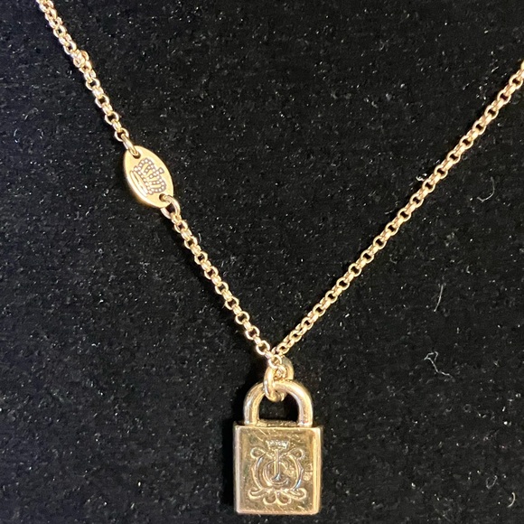 🌸Juicy Couture Necklace - Picture 5 of 6